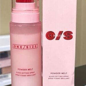ONE/SIZE Powder Melt Glass Setting Spray - SOLD OUT ONLINE
